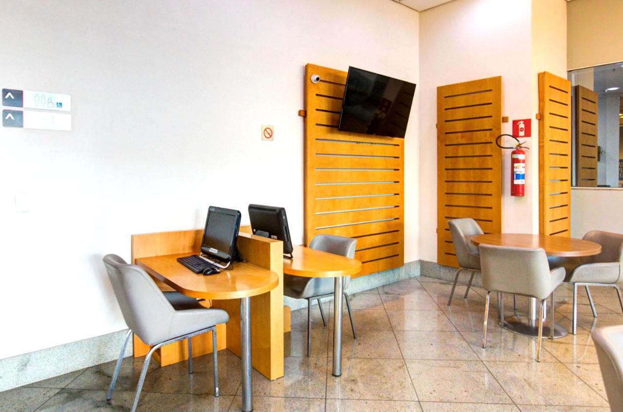 Ibis Vitoria Praia De Camburi Exterior photo
