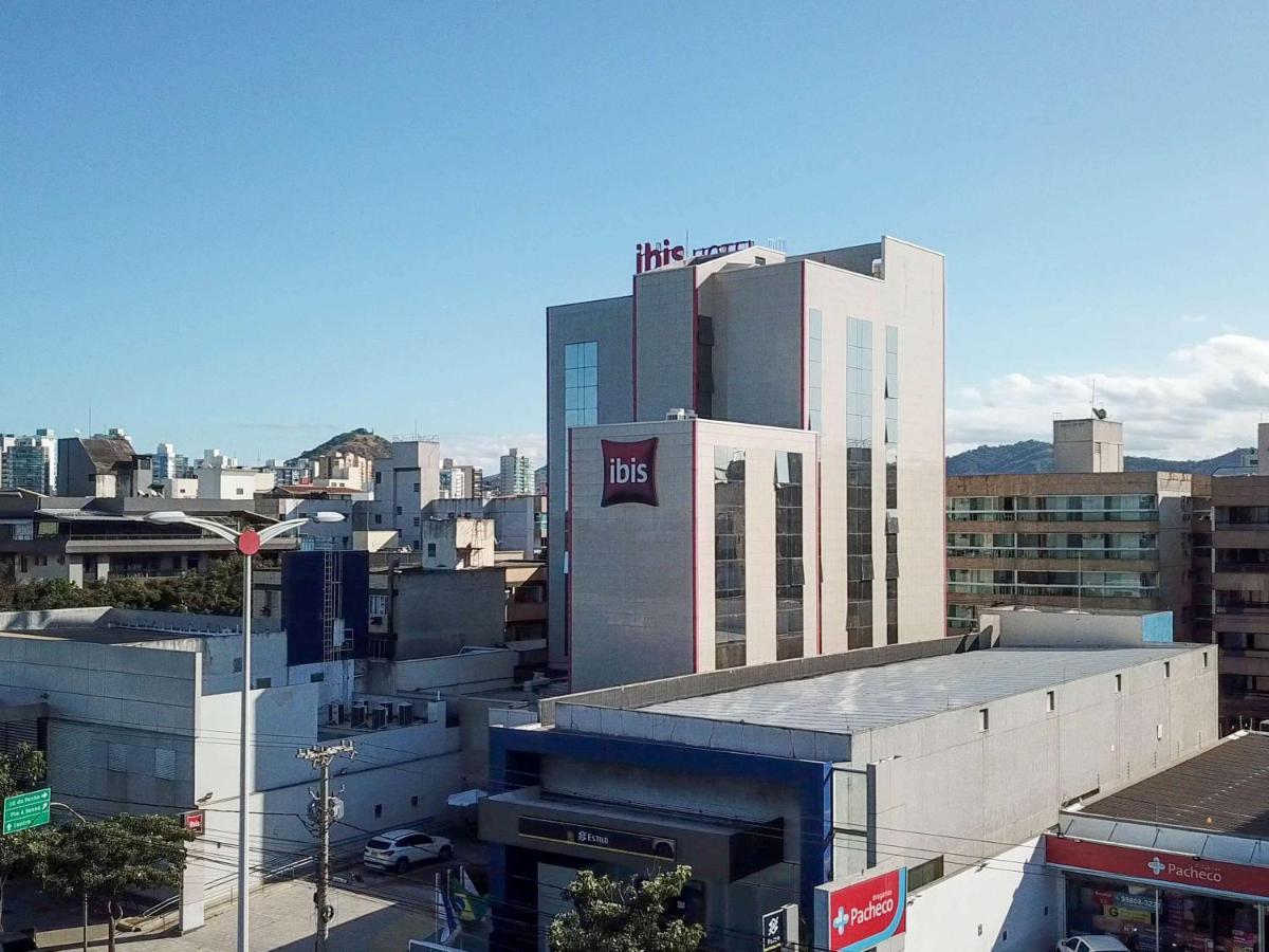 Ibis Vitoria Praia De Camburi Exterior photo