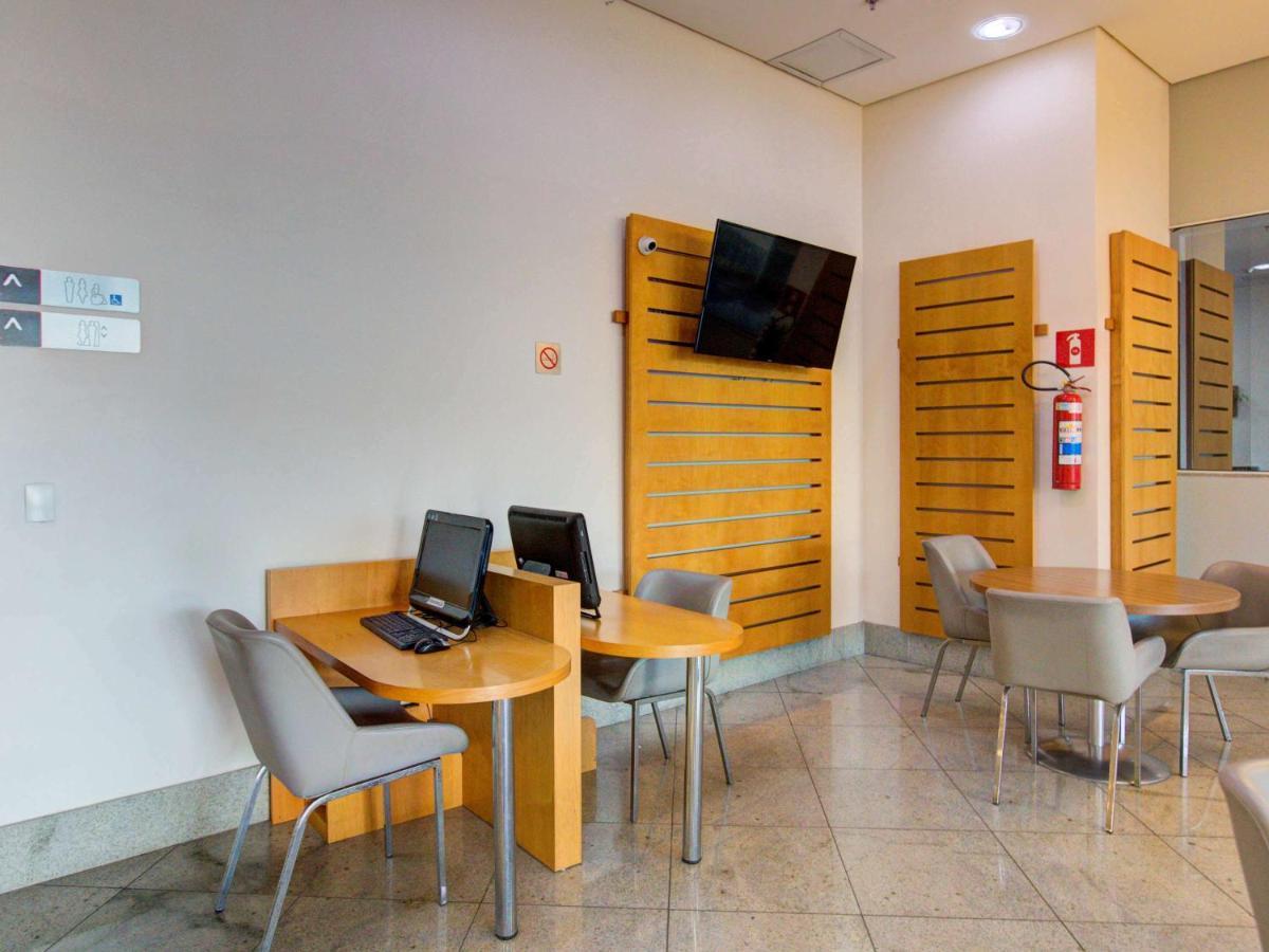 Ibis Vitoria Praia De Camburi Exterior photo